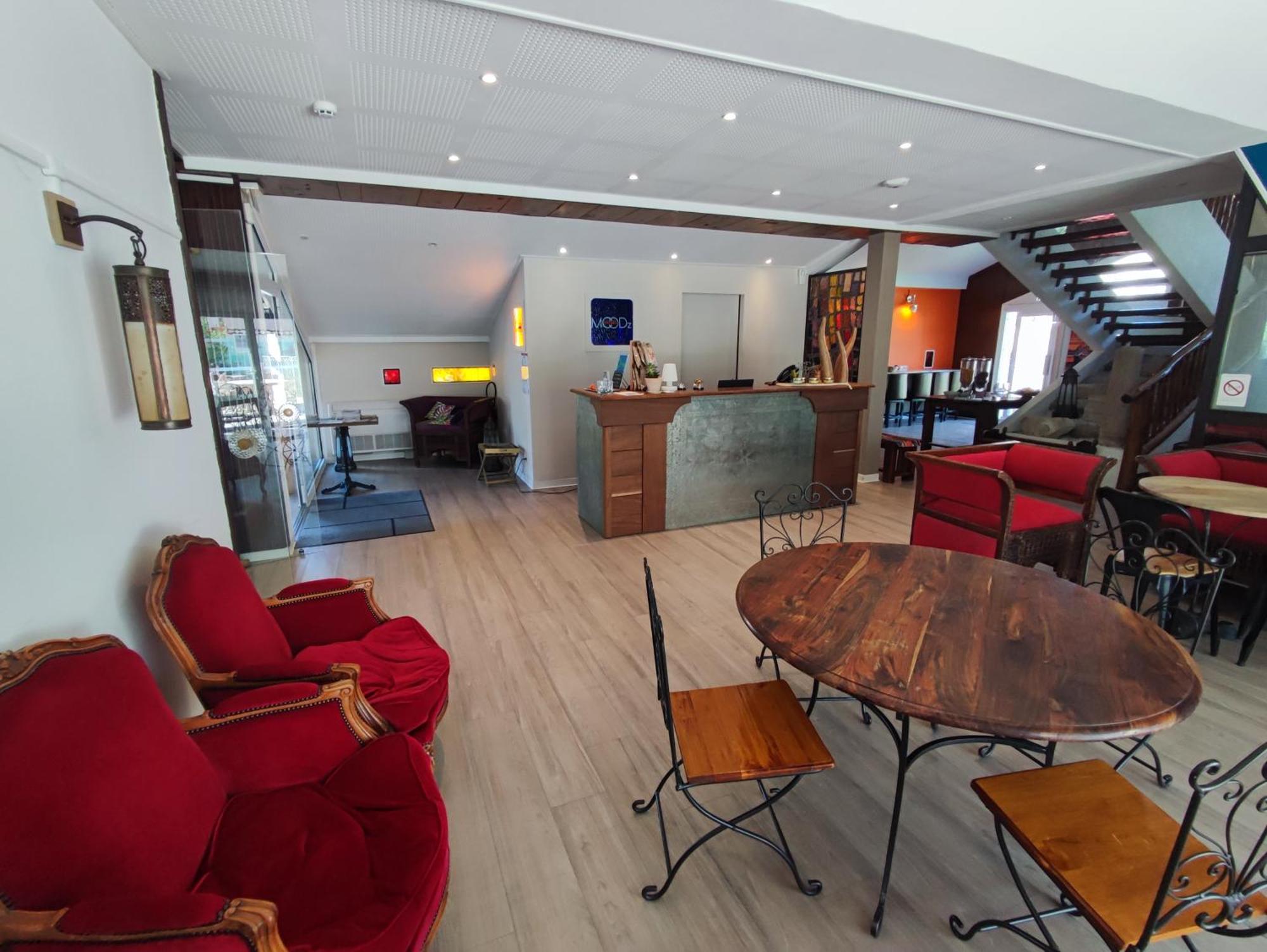 Moodz Hotel Vienne Pont-Eveque Eksteriør bilde